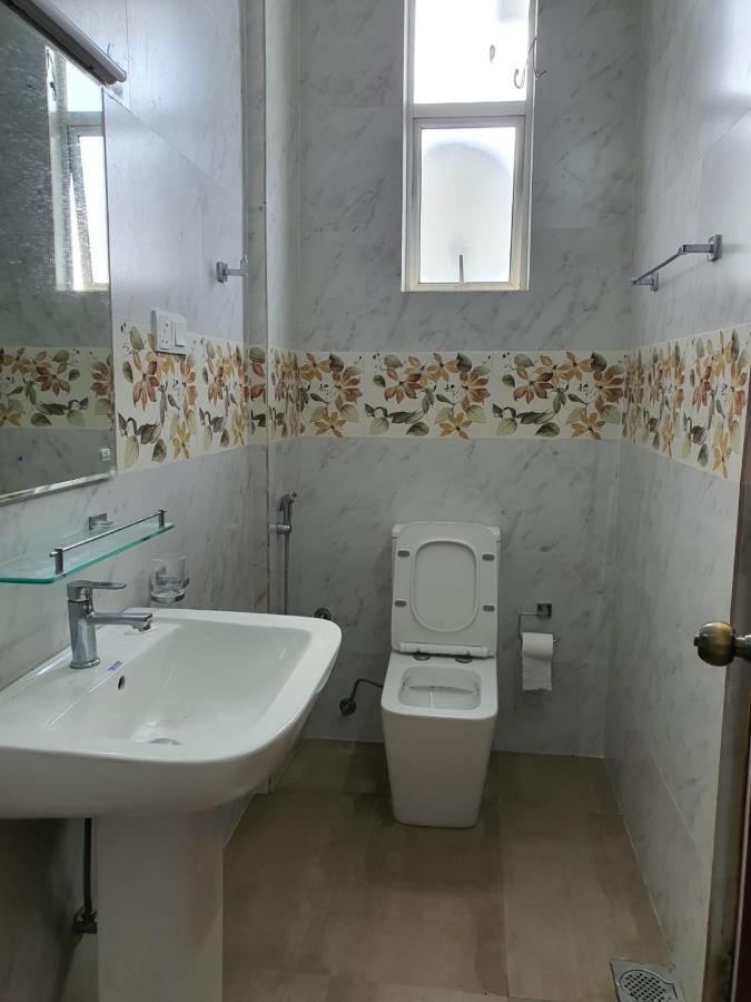 New 2 Bedroom Apartment, 100M Away From The Beach Dehiwala-Mount Lavinia Zewnętrze zdjęcie